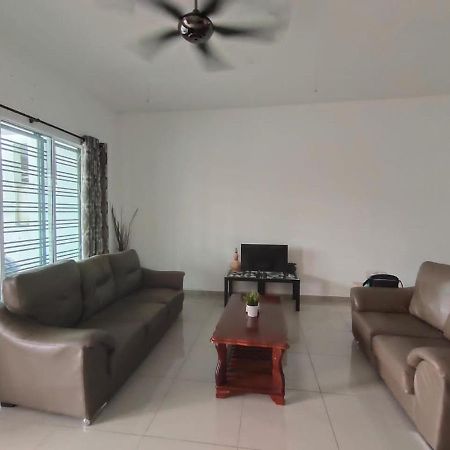 Karak Indah Homestay エクステリア 写真
